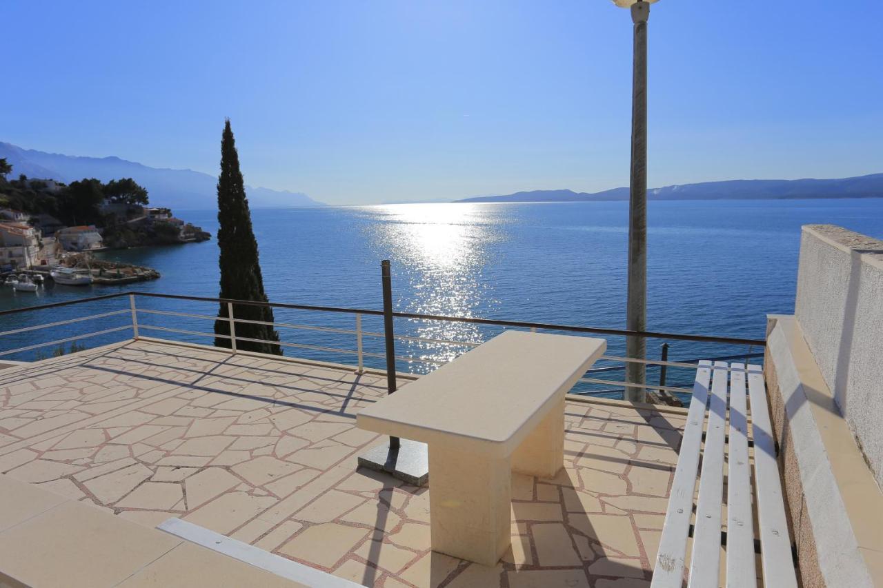Apartments By The Sea Mimice, Omis - 18149 ภายนอก รูปภาพ